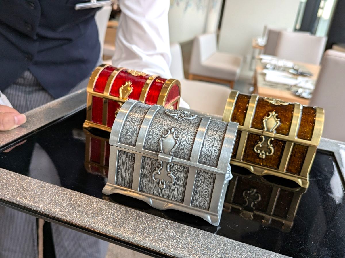 お仕事帰りの時間もOK! 難波から10分のホテルで「ベイサイドアフタヌーンティー」