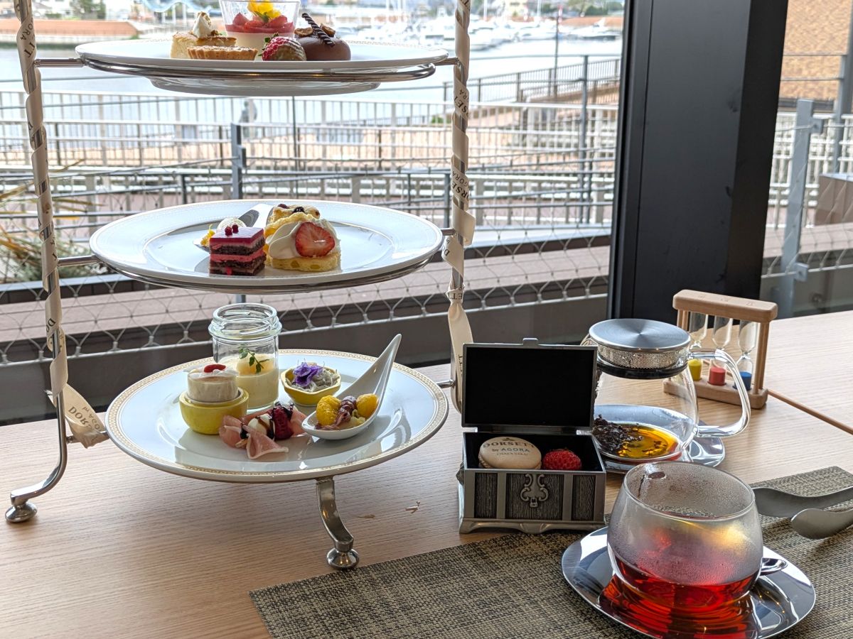 お仕事帰りの時間もOK! 難波から10分のホテルで「ベイサイドアフタヌーンティー」