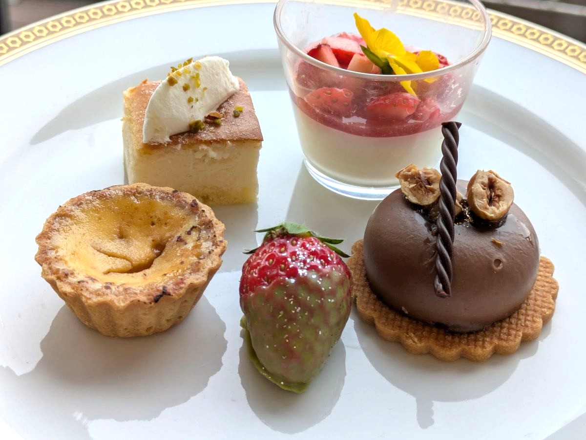 お仕事帰りの時間もOK! 難波から10分のホテルで「ベイサイドアフタヌーンティー」