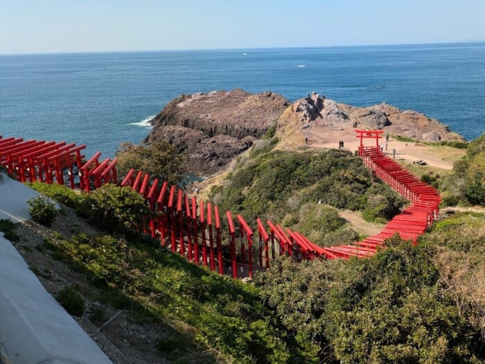 赤と青の世界を旅する 山口のおすすめドライブ フォトスポット