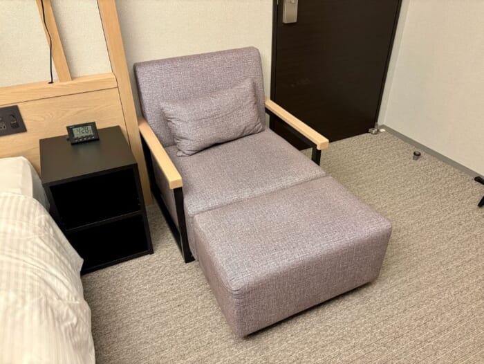 本の世界を旅する夜。ランプライトブックスホテル札幌
