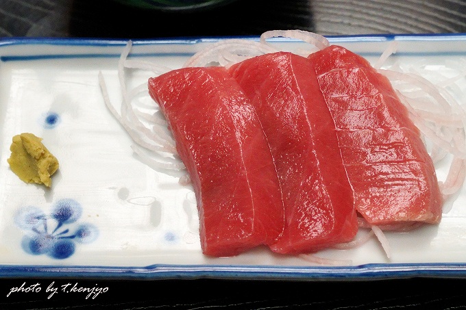 本州最北の温泉郷で過ごす非日常！ 下風呂温泉「つぼた旅館」の乳白色硫黄泉と新鮮海の幸で温泉三昧【青森】