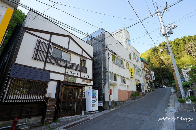 本州最北の温泉郷で過ごす非日常！ 下風呂温泉「つぼた旅館」の乳白色硫黄泉と新鮮海の幸で温泉三昧【青森】