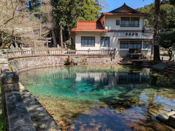 赤と青の世界を旅する 山口のおすすめドライブ フォトスポット