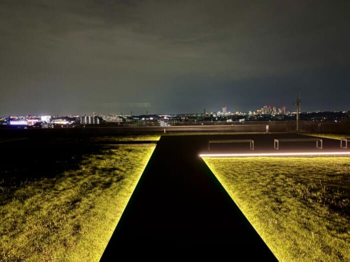 本と朝を味わう旅。ところざわサクラタウンの「IN THE LIBRARY hotel and books TOKOROZAWA」