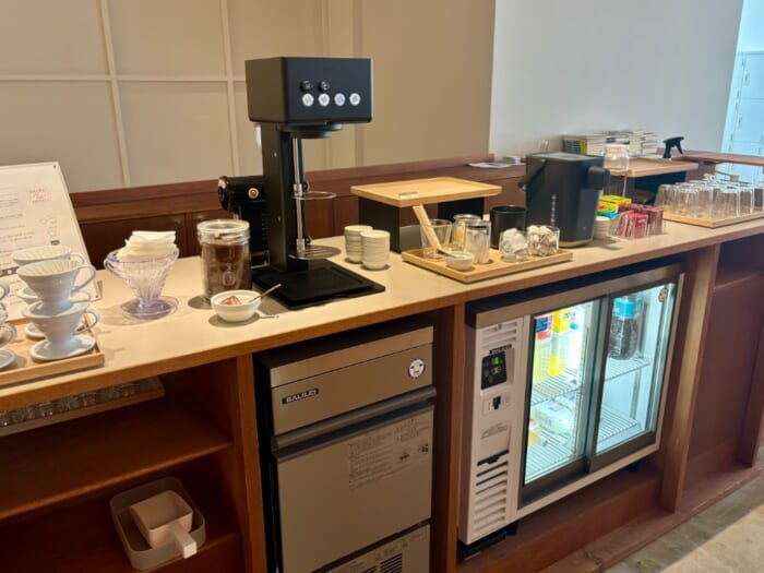 心静かに、思考と感情をほどく。奈良の滞在型ブックカフェ「書院 SHOIN」