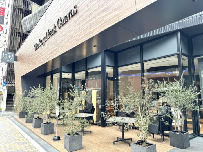 神戸三宮の名店グルメが集合! 「ザ ロイヤルパーク キャンバス 神戸三宮」のアフタヌーンティーに注目