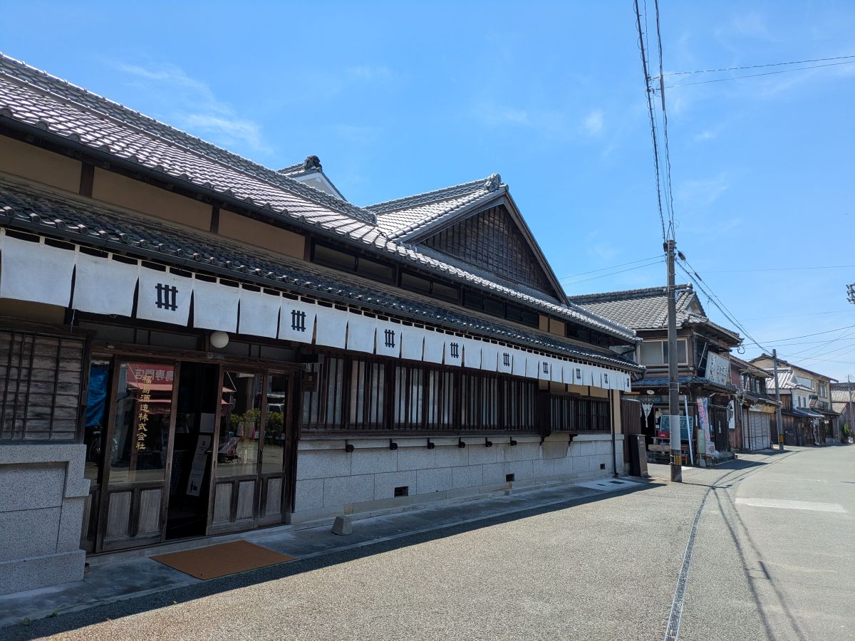 お茶の郷・八女福島の旧商家に泊まって町歩き! 日本茶の魅力を知る旅