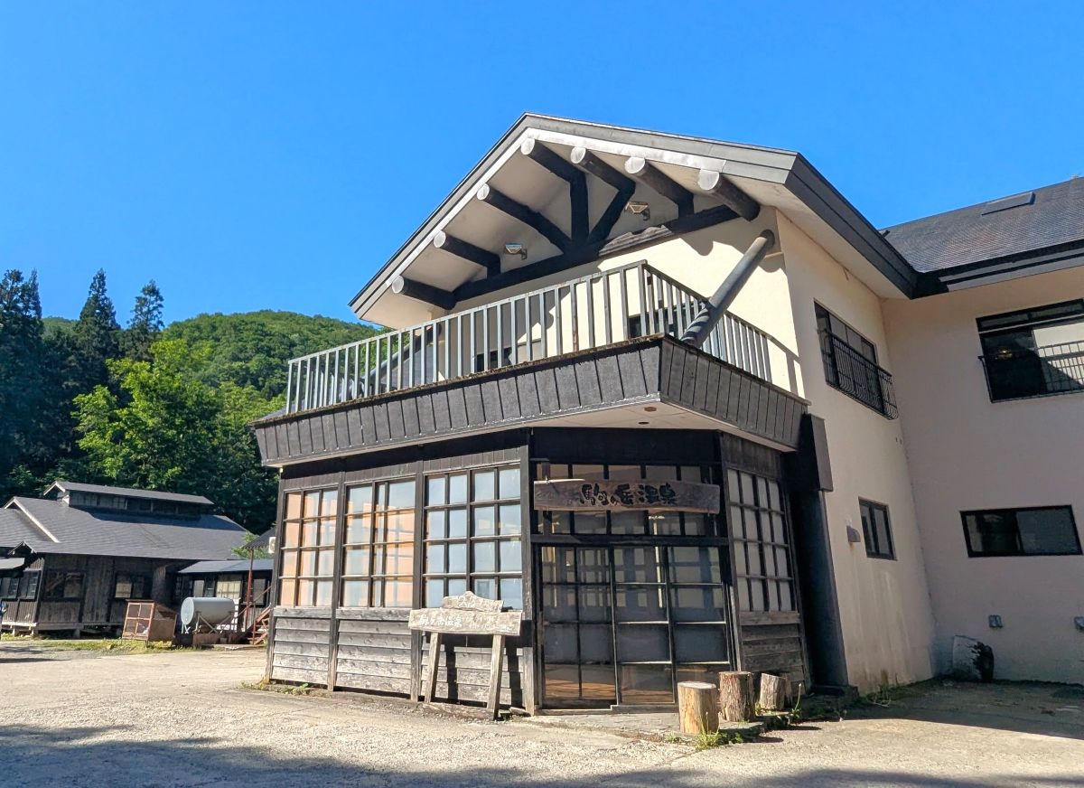 乳頭温泉郷「鶴の湯」を送迎付きで夜利用できる宿があるって知ってた！？