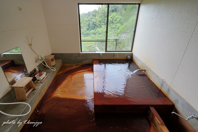【温泉専門家体験】全身超アワアワ!? 「えびの昌明寺温泉」の温泉が想像以上だった【一棟貸切湯】