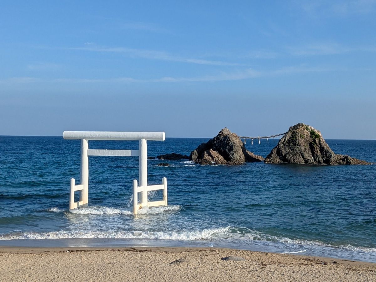 バスに乗り放題! 「糸島半島まるっと1dayフリーパス」で福岡のリゾート・糸島映えスポット巡り