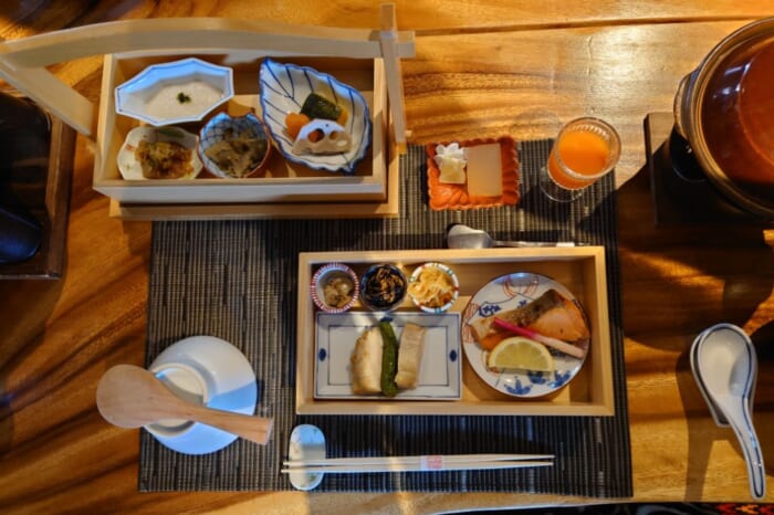 由布院で叶える極上の温泉ステイ。「由布院別邸 風の森」と「ENOWA YUFUIN」宿泊記