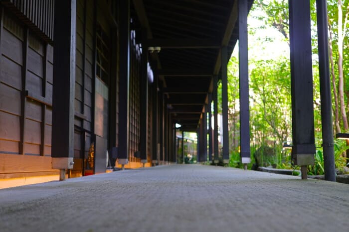 由布院で叶える極上の温泉ステイ。「由布院別邸 風の森」と「ENOWA YUFUIN」宿泊記