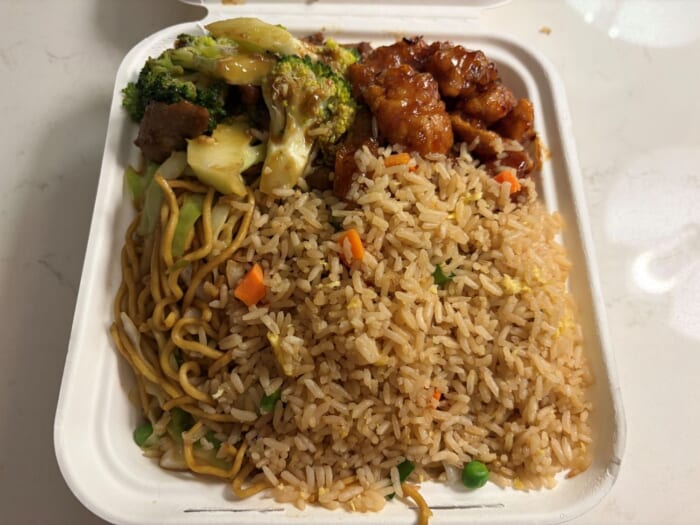 アメリカで愛されるアメリカンチャイニーズチェーン店が日本に！？ 「Panda Express」を調査、正直レビュー！-東京都 渋谷区